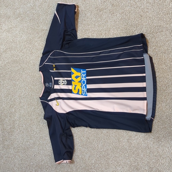 Nike Men's Navy and Pink Juventus Soccer Football Jersey - Picture 1 of 8